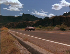 Кадр з фільму Темний день, світла ніч