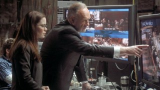 Кадр з фільму Вердикт за гроші