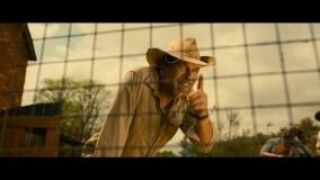 Кадр з фільму Хижачка