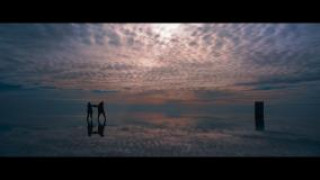 Кадр з фільму Магічні двері