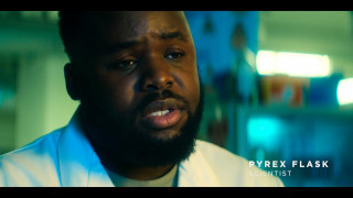 Кадр з фільму Смерть 2020-му