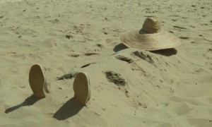 Кадр з фільму Повернення високого блондина