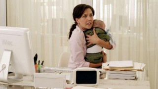 Кадр з фільму Довірся чоловіку