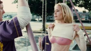 Кадр з фільму Клерки 2