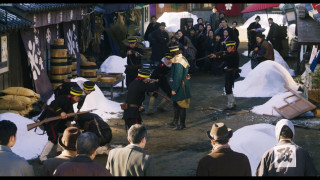 Кадр з фільму Золоте божество