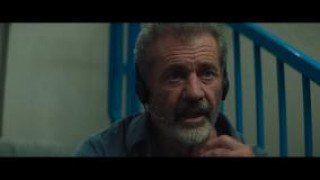 Кадр з фільму У прямому ефірі