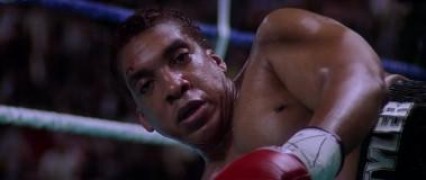 Кадр з фільму Очі змії