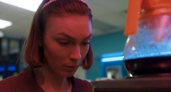 Кадр з фільму Гра з вогнем