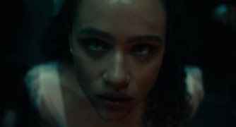 Кадр з фільму Запрошення