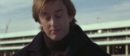 Кадр з фільму На дні безодні