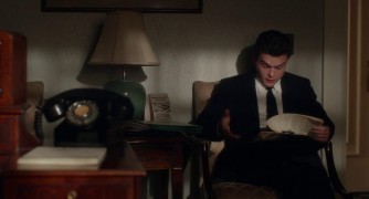 Кадр з фільму Правила не застосовуються