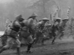 Кадр з фільму Трон у крові