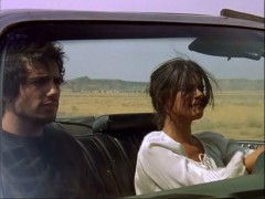 Кадр з фільму Нальотчики з Голівуда