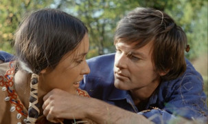 Кадр з фільму Брати по крові