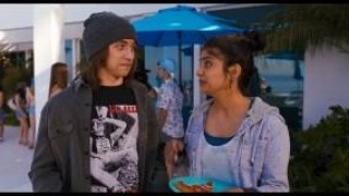 Кадр з фільму Це все він