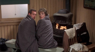 Кадр з фільму Розірвана завіса