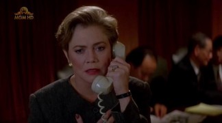 Кадр з фільму Місячне сяйво і Валентино