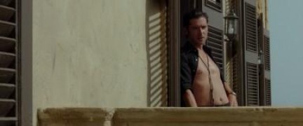 Кадр з фільму Біля моря