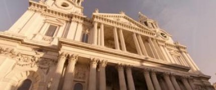 Кадр з фільму Пригоди Паддінгтона 2