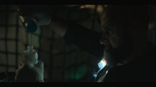 Кадр з фільму Криваво-червоне небо