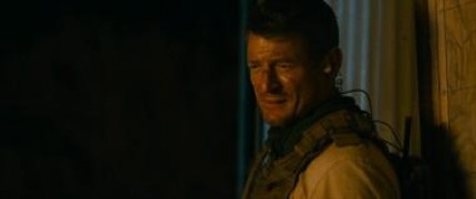 Кадр з фільму Хижачка