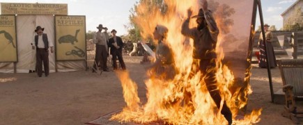 Кадр з фільму Мільйон способів втратити голову