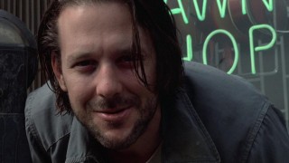 Кадр з фільму Завсідник бару