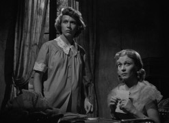 Кадр з фільму Трамвай «Бажання»