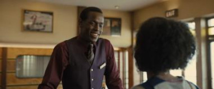 Кадр з фільму Імперія світла