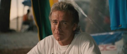 Кадр з фільму Кемпінг