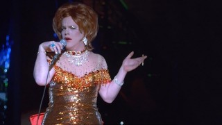 Кадр з фільму Бездоганна