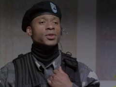 Кадр з фільму Чорна буря