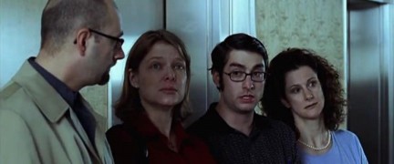 Кадр з фільму Чинник страху, або Лорі перемагає страх перед ескалатором