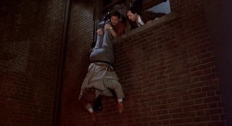 Кадр з фільму Злетіти з котушок