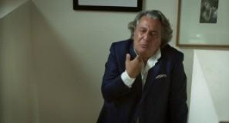 Кадр з фільму Божевільні сусіди