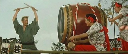 Кадр з фільму Життя Мухомацу (Рикша)