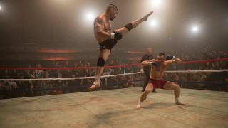 Кадр з фільму Підпільна арена