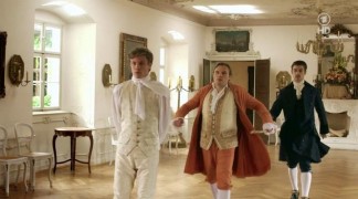 Кадр з фільму Три пера