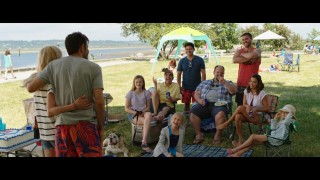 Кадр з фільму За бортом