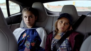 Кадр з фільму Квадрат