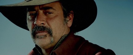 Кадр з фільму Спасіння