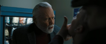 Кадр з фільму Милосердя