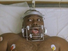 Кадр з фільму Містер Бонс