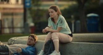 Кадр з фільму Без правил