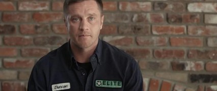 Кадр з фільму Життя на межі