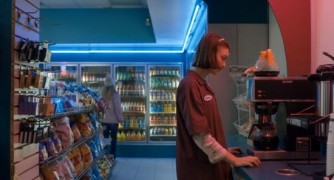 Кадр з фільму Гра з вогнем