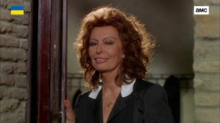 Кадр з фільму В скляному будинку