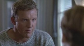 Кадр з фільму Все, що я хочу на Різдво