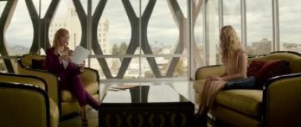 Кадр з фільму Неоновий демон