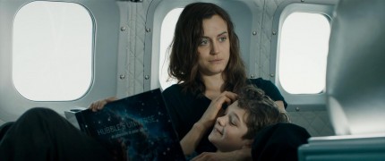 Кадр з фільму Титан